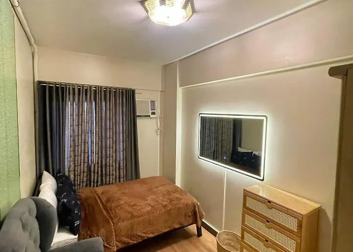 Two Bedroom With Balcony Pasig Hotel 5*